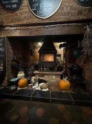 Plenty of local cosy pubs and restaurants to choose from.