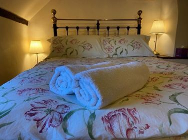 Double  bedroom -  www.strongate.co.uk