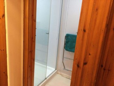 A glimpse into the shower room
