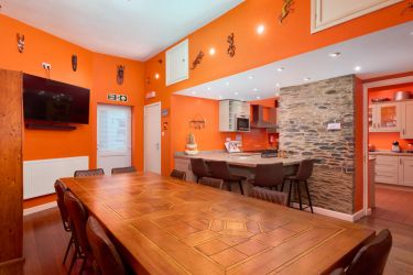 Spacious open plan dining area and kitchen