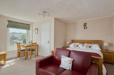 Kingsize bedrooms with far-reaching views