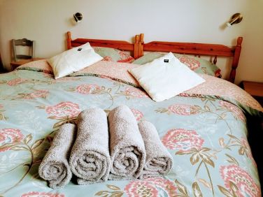 Bedroom with Super-king bed