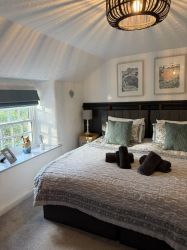 Bedroom 2 (Super-king or 2 singles)