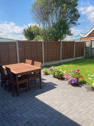 Beautiful North Facing back garden for sun and Shade