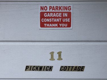 Pickwick Cottage
