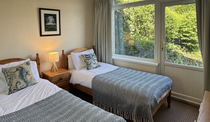 SOUTHWARD - Aberdovey Hillside Village - bedroom 3 twin