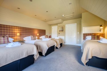 Oakland West Bedroom 6