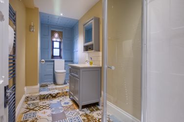 Oakland West Bedroom 5