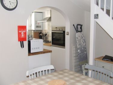 Dining area - view to kitchen