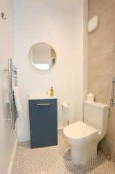 Dale House Kettlewell bedroom 3 ensuite shower room