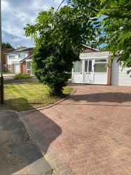 Lindrick Villa-3BD Bunglow Free parking-Long stay