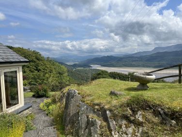 The Farmhouse at Llwyngloddaeth