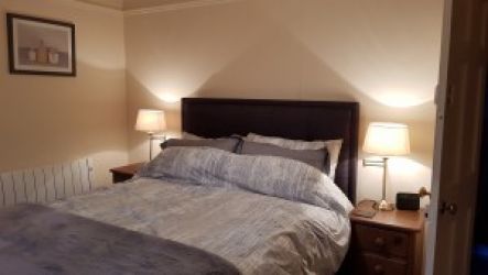 Kingsize bedroom