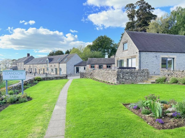 Highview Grange and Standlow Farm