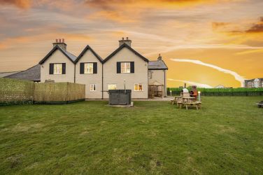 The Natterjack Manor House