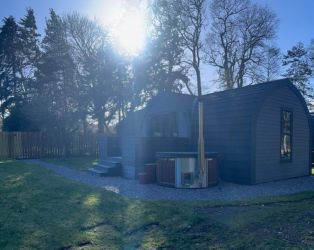 Rosevalley luxury glamping pod