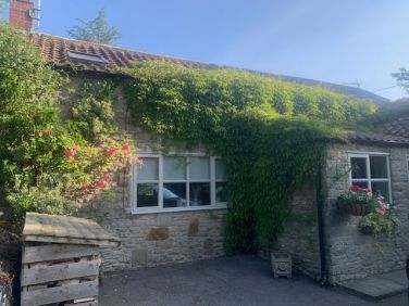 The Horseshoe Cottage