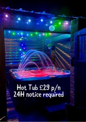 Romantic Hot tub