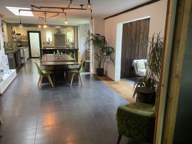 Kitchen diner
