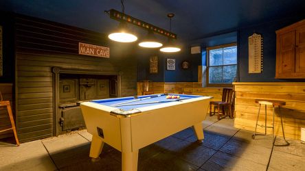 The Belmont Games Room Full size pool Table