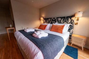 Bedroom 3. roomy and cosy with possibly the best Lake View.