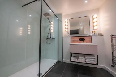 Bedroom 1. Stylish or what?