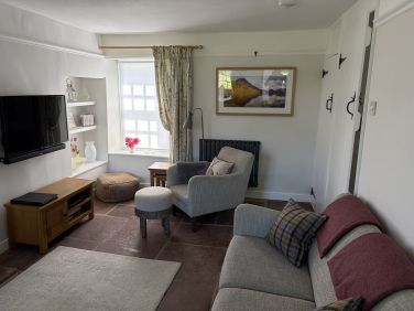 Rear of lounge