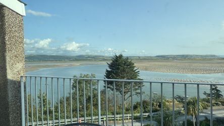 Curlew - Aberdovey Hillside Village - View from balcony to SE
