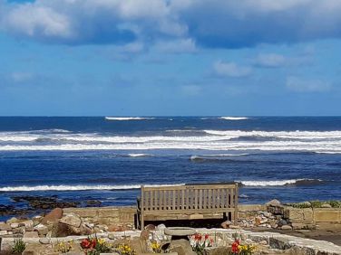 Pele View Cottage by the Sea