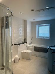 Top floor bath and shower room
