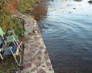 Relax by the water at high tide