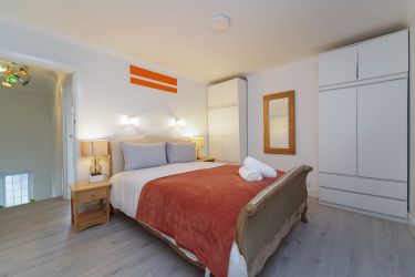 Gaia Cottages