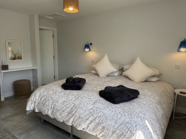 Leet Bach Bedroom