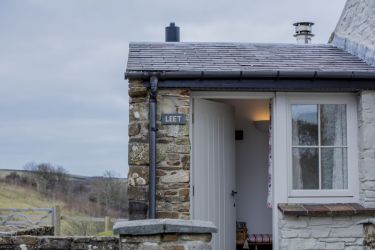 Leet Cottage Entrance