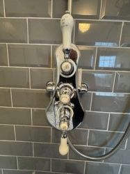 High Pressure drench walk in shower