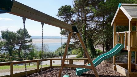 Otter - Aberdovey Hillside Village "Outside Children's Play Area"