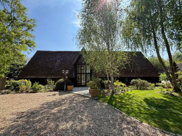 Plum Pudding Barn