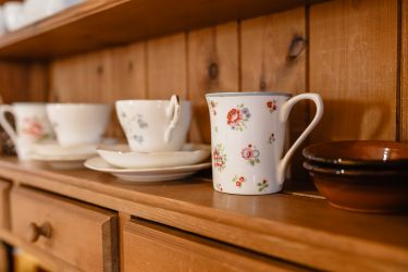 Kitchen: a well equipped kitchen
