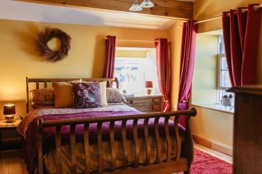 Master Bedroom: pure comfort and relaxation