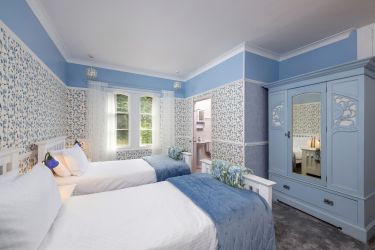 The BlueBell Room (en-suite)