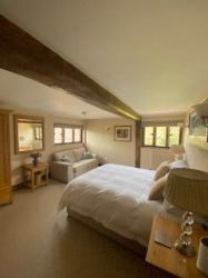 Bedroom 10 - Kingsize bed
