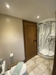 Multi-user Shower Room