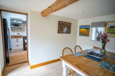 March Hare Cottage in Bretforton through to kitchen
