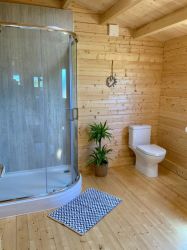 Thistledome Lodge