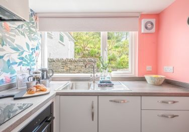 Larchside Apartment