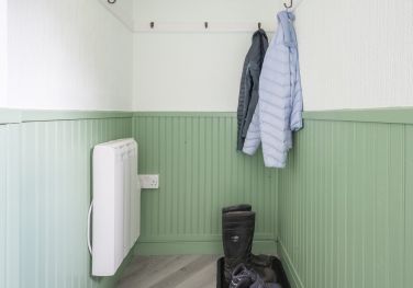 Larchside Apartment