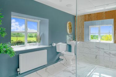 Lower Wood Farmhouse