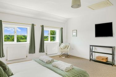 Lower Wood Farmhouse