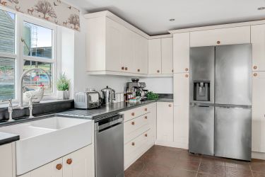 Lower Wood Farmhouse