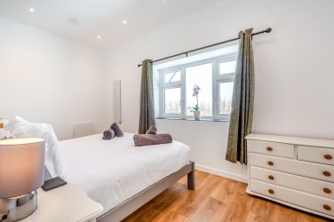 King Ensuite